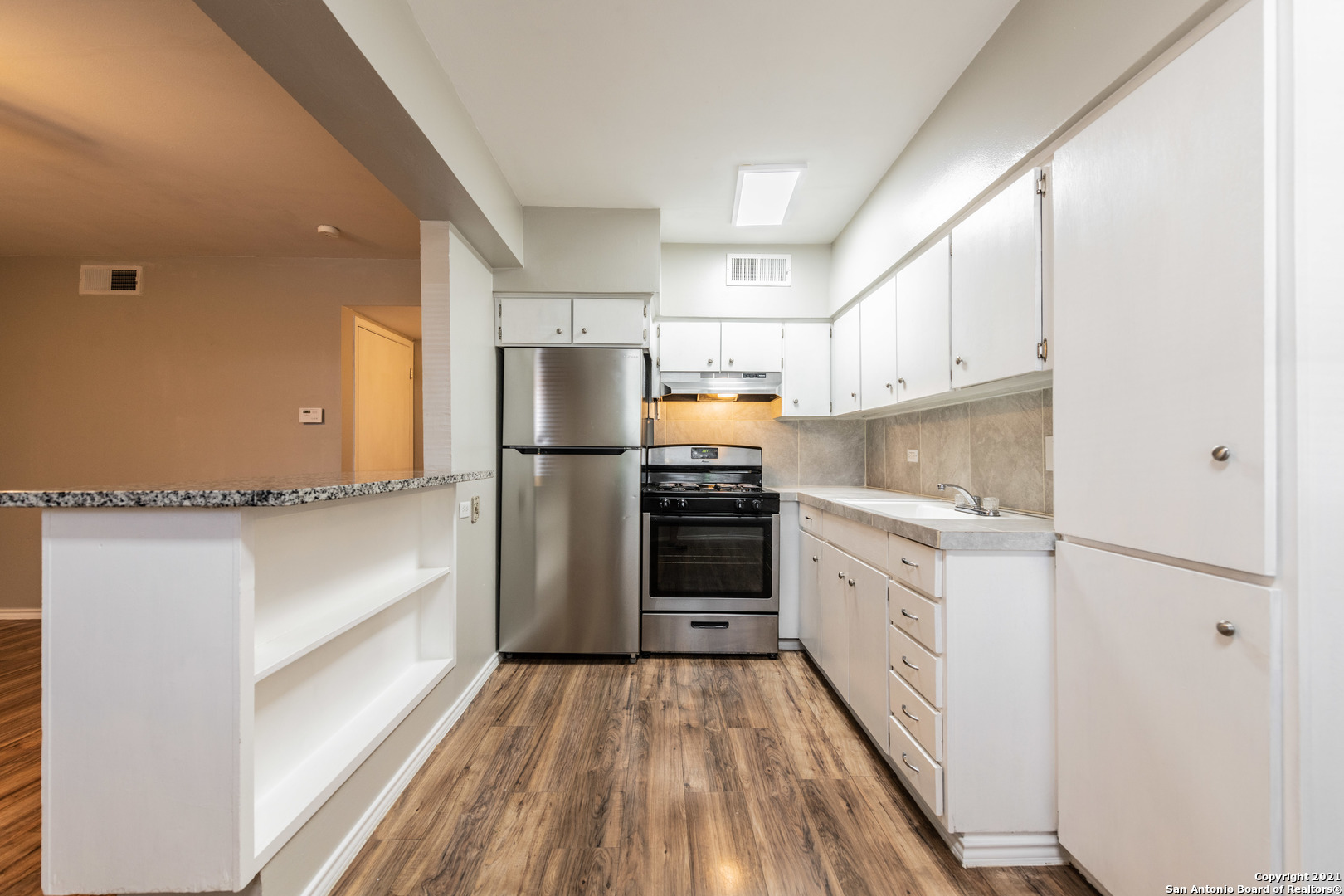 615 Vance Jackson Rd, #212, San Antonio, TX 78201