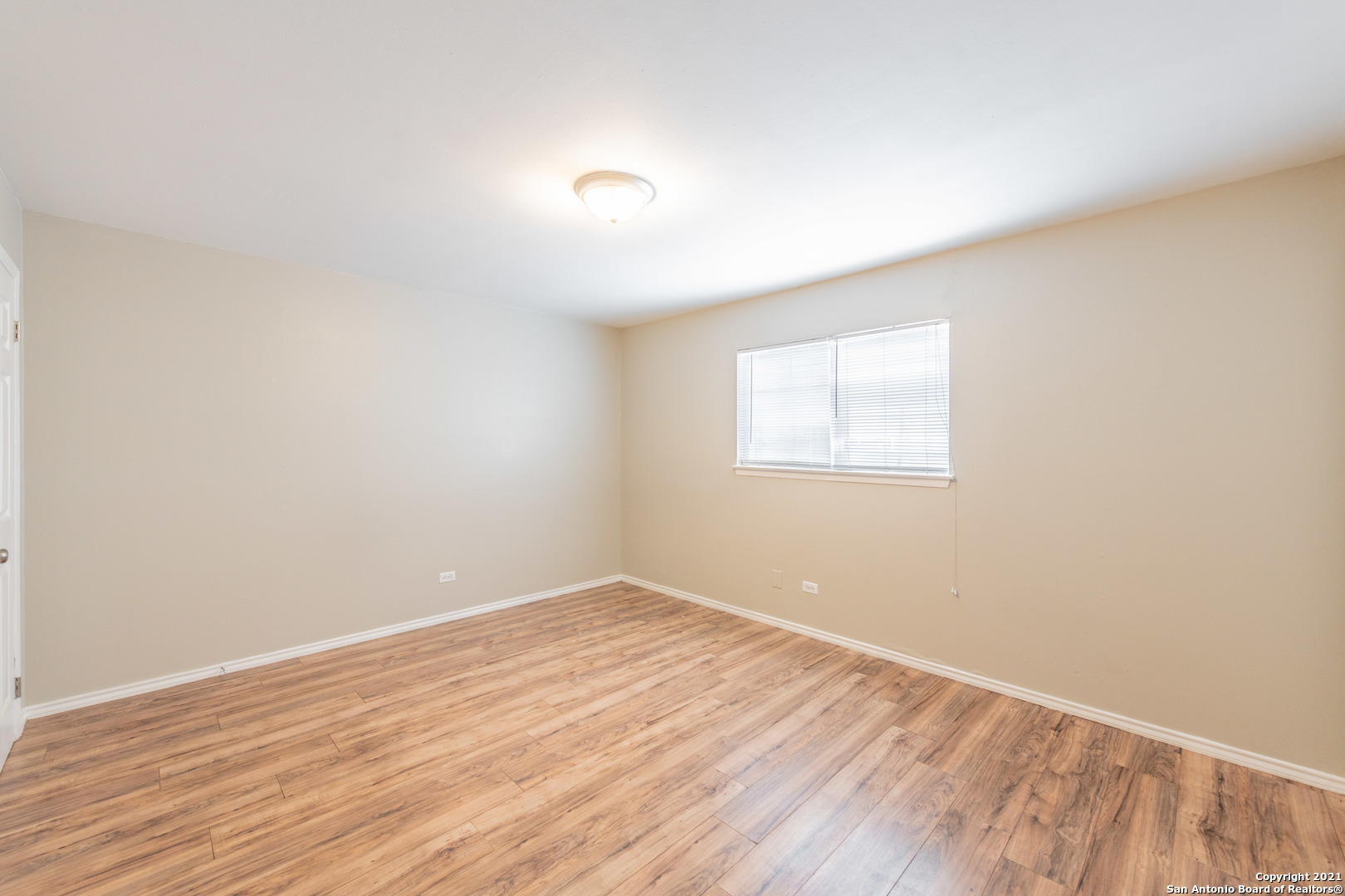 615 Vance Jackson Rd, #212, San Antonio, TX 78201