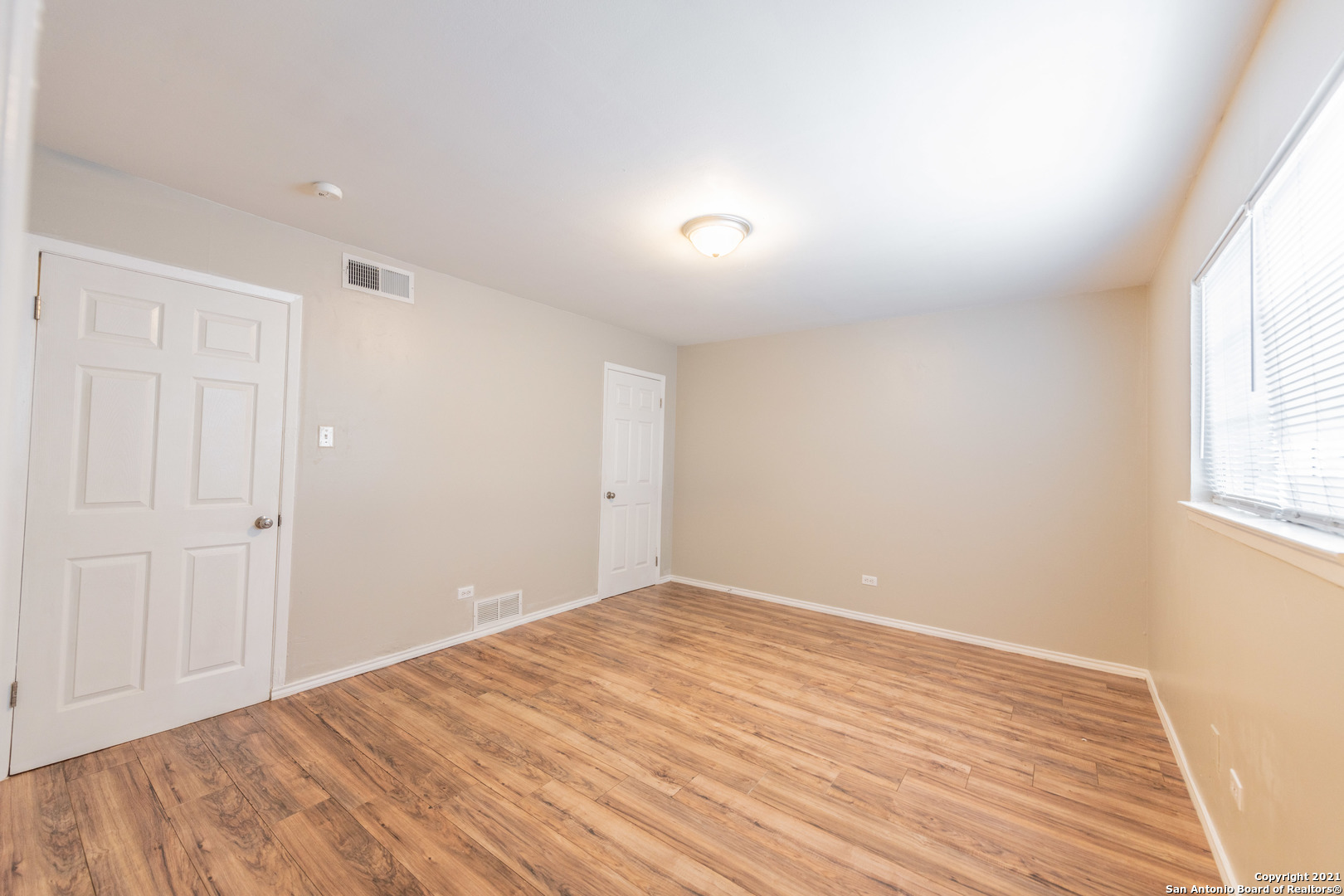 615 Vance Jackson Rd, #212, San Antonio, TX 78201