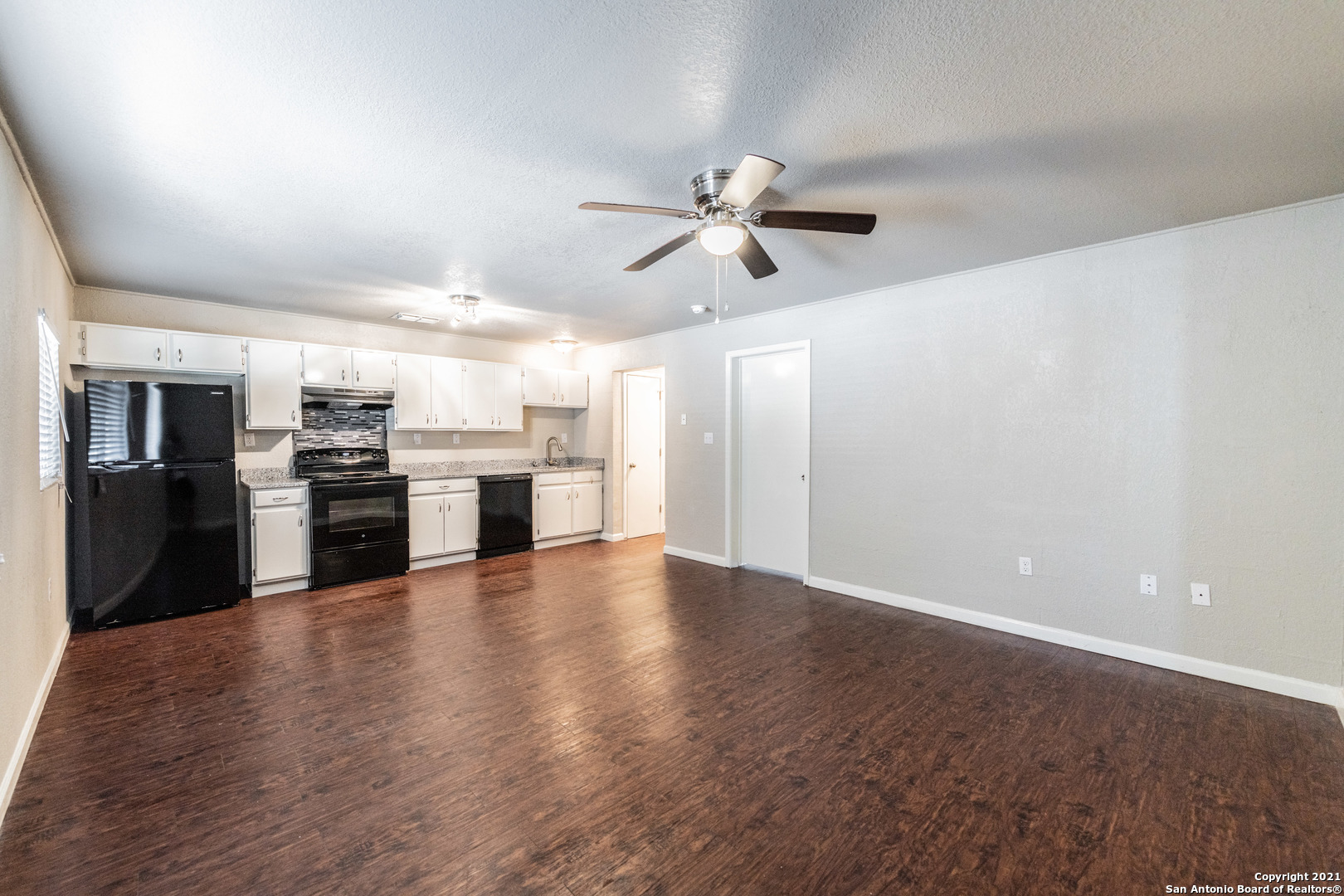 122 ROUNDTREE LN, #3, San Antonio, TX 78233