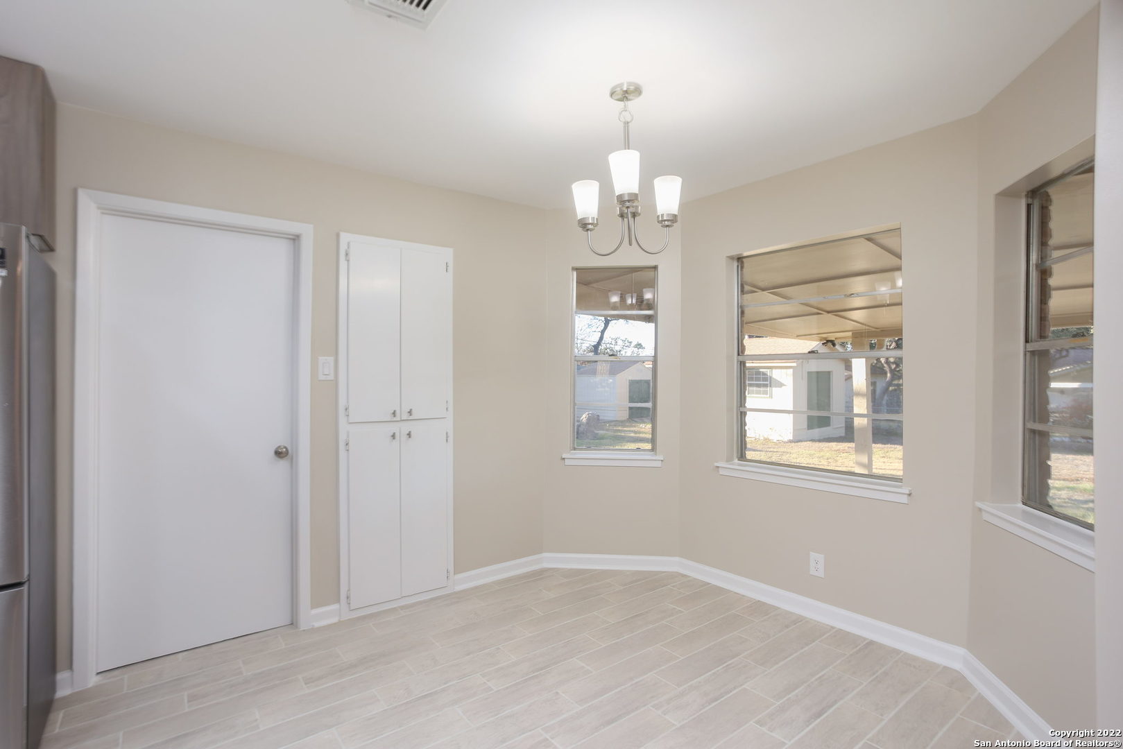 405 Sagecrest Dr, Hollywood Pa, TX 78232
