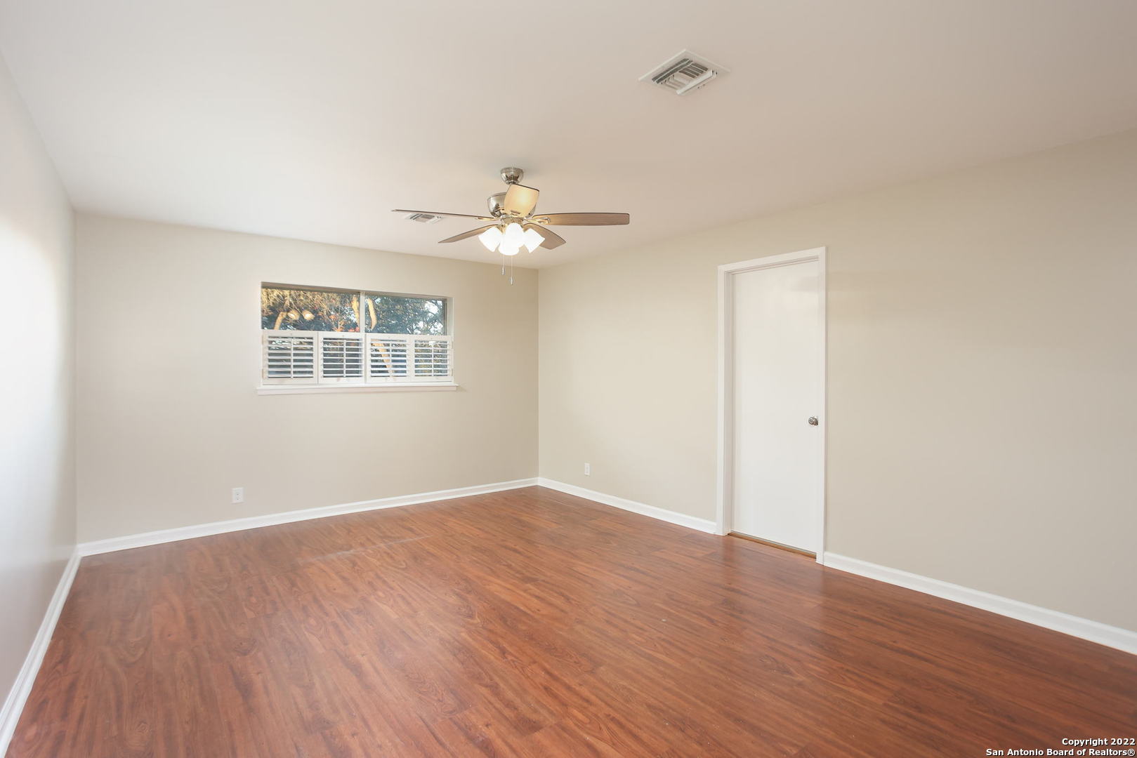 405 Sagecrest Dr, Hollywood Pa, TX 78232