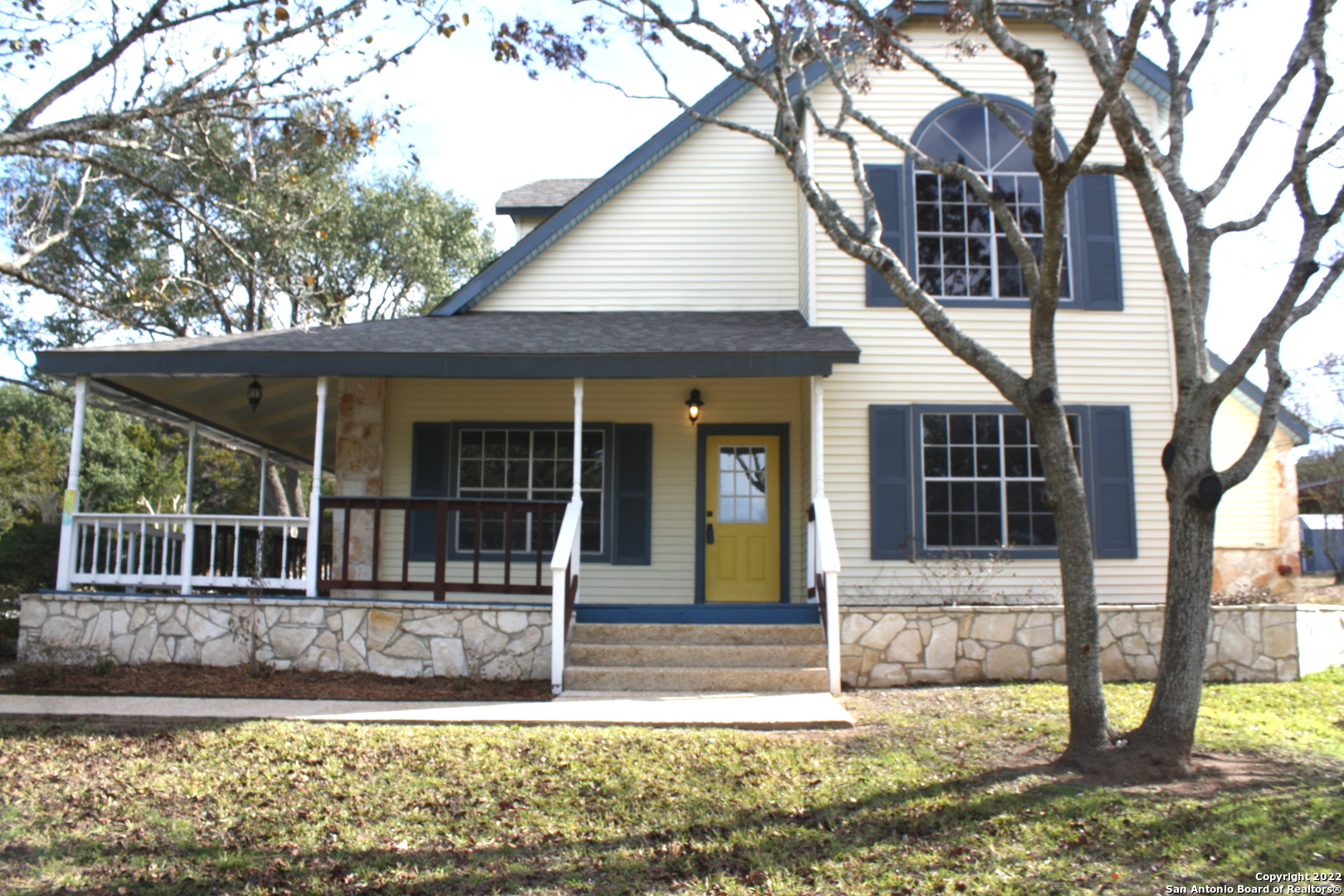 Photo of 585 Oak Country in Helotes, TX