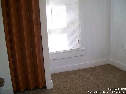 110 Gladstone Ave, San Antonio, TX 78214