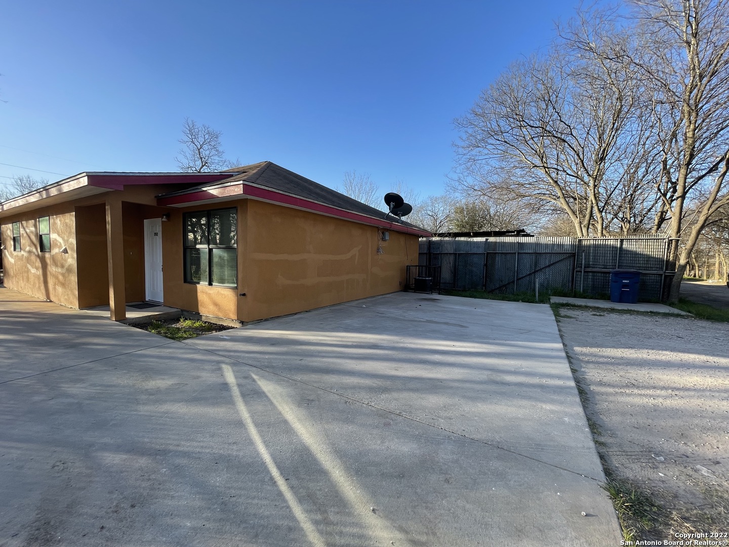 1721 QUINTANA RD, #202, San Antonio, TX 78211