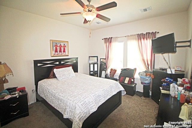 9138 Hogarten Park   Converse TX 78109-2804