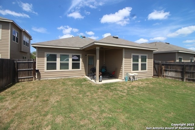 9138 Hogarten Park   Converse TX 78109-2804