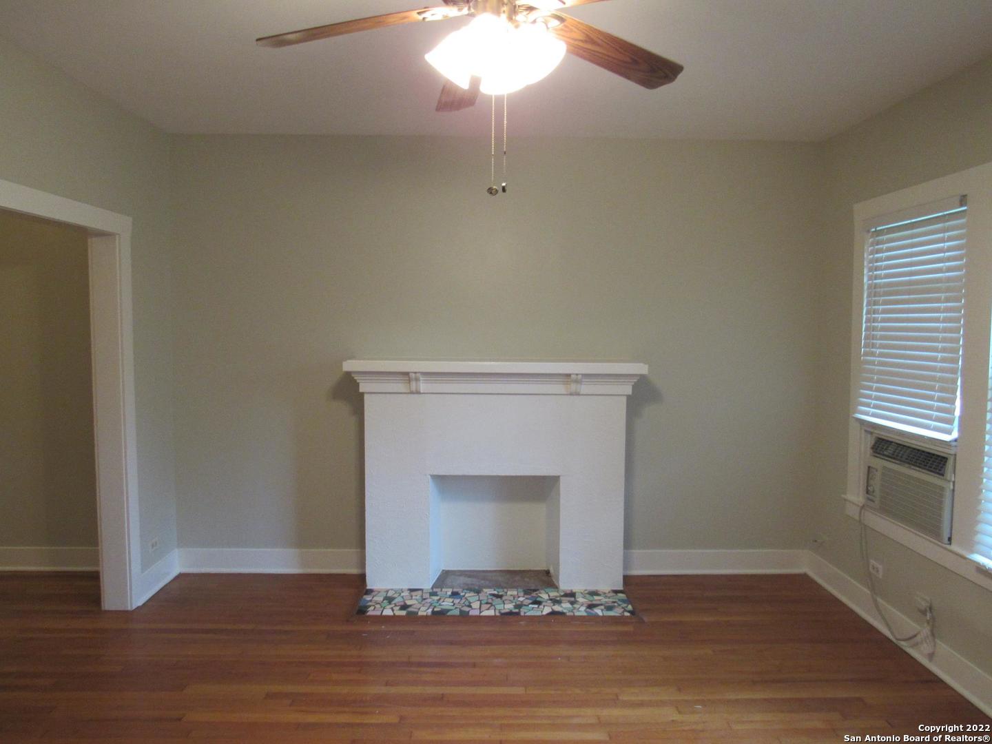 228 CORONA AVE, San Antonio, TX 78209
