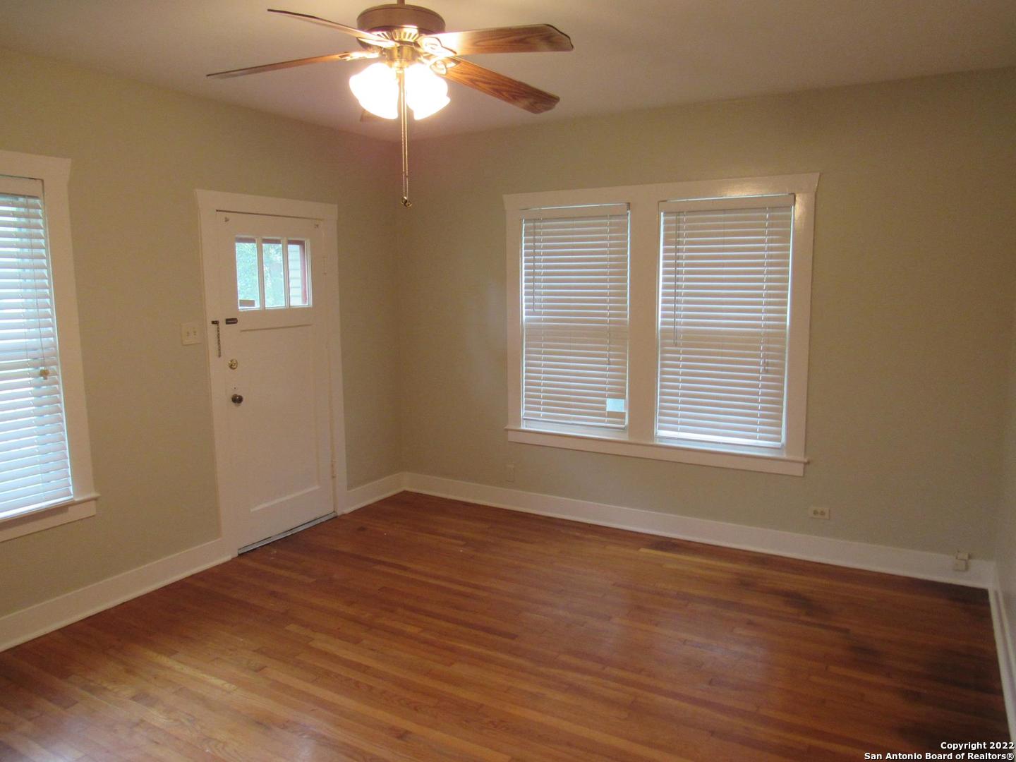 228 CORONA AVE, San Antonio, TX 78209