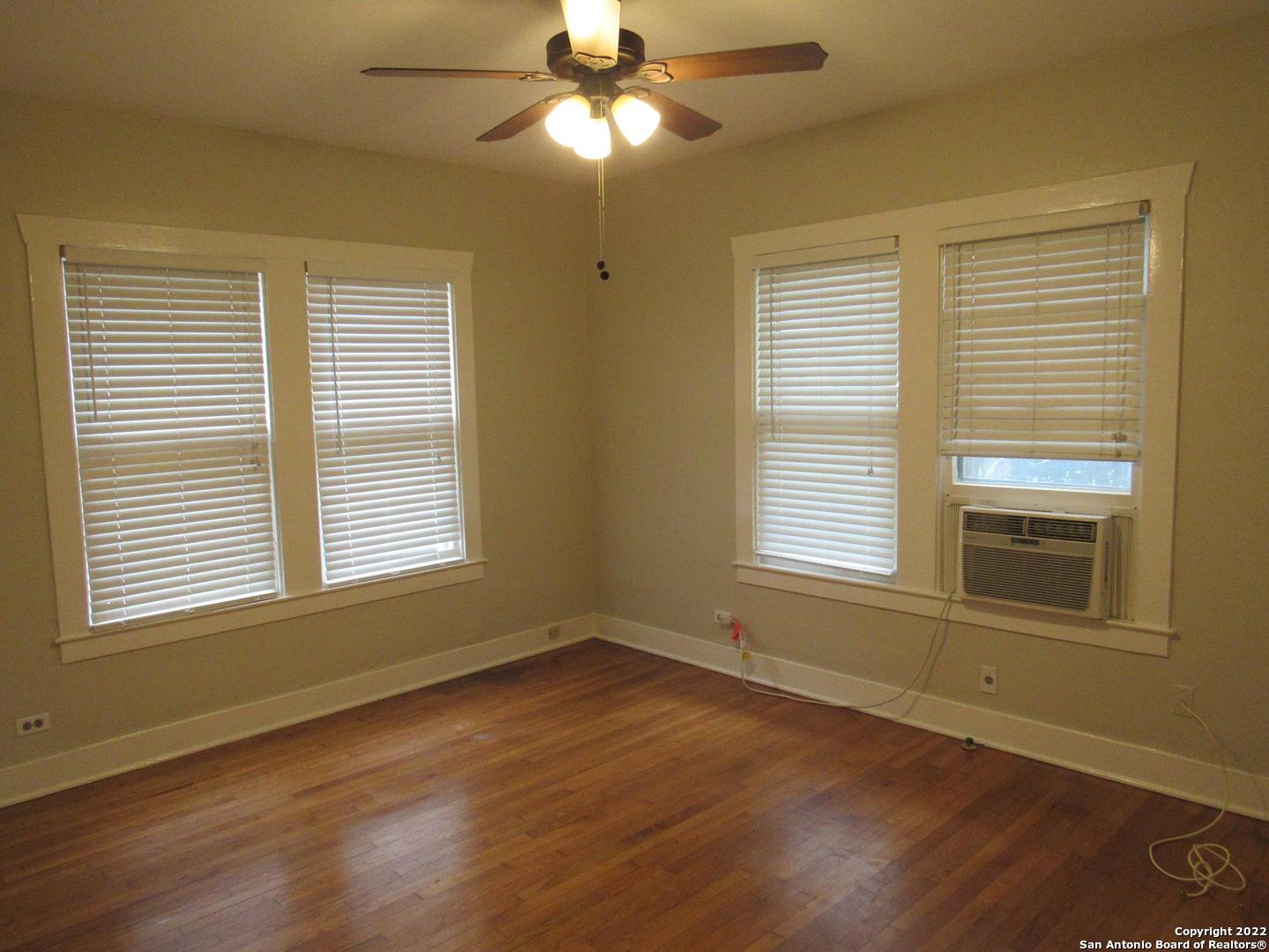 228 CORONA AVE, San Antonio, TX 78209