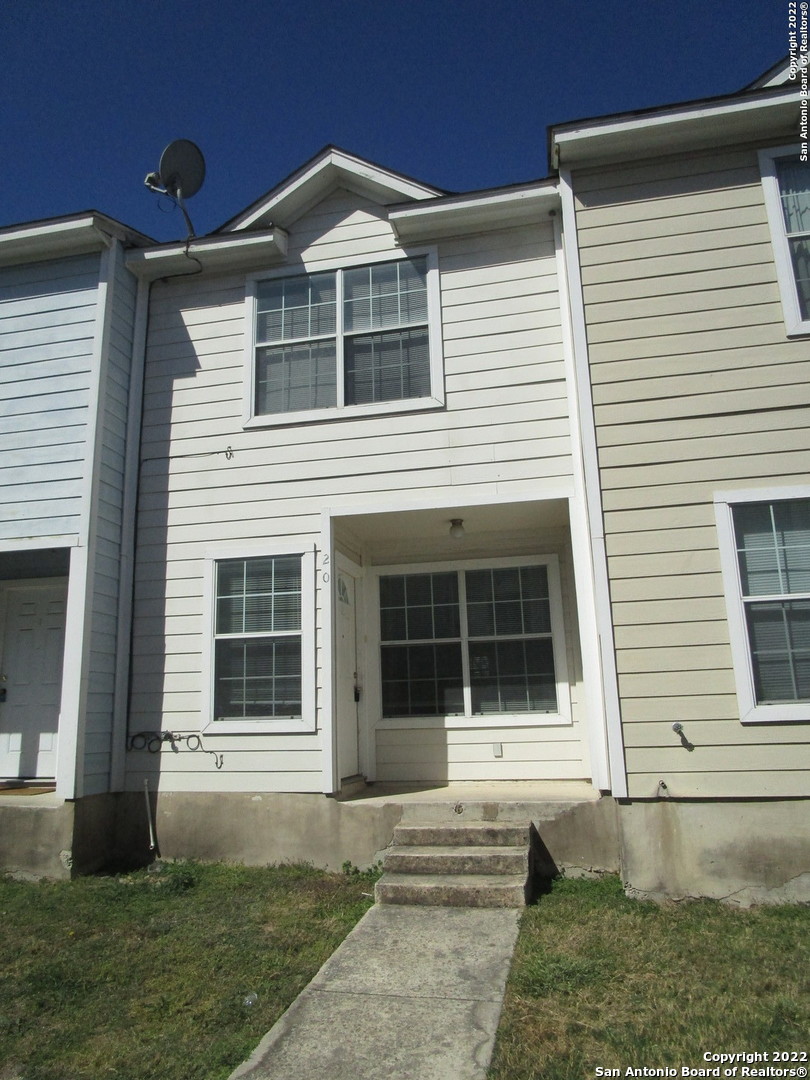 Property photo for 20 BRATTON DR, San Antonio, TX