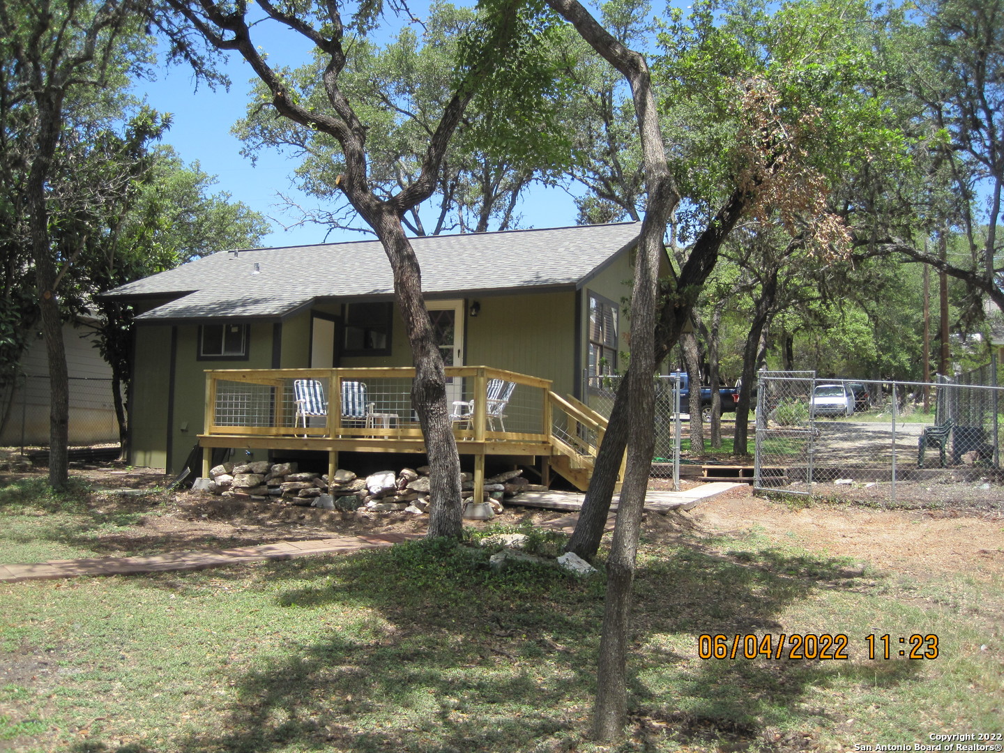 1112 EASTVIEW DR, Canyon Lake, TX 78133