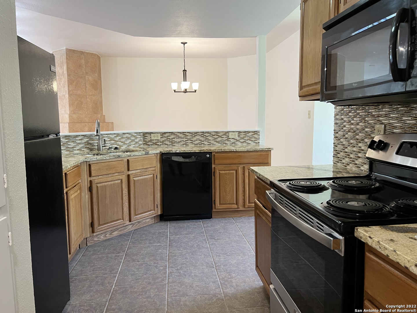8379 RIMLINE ST, San Antonio, TX 78251
