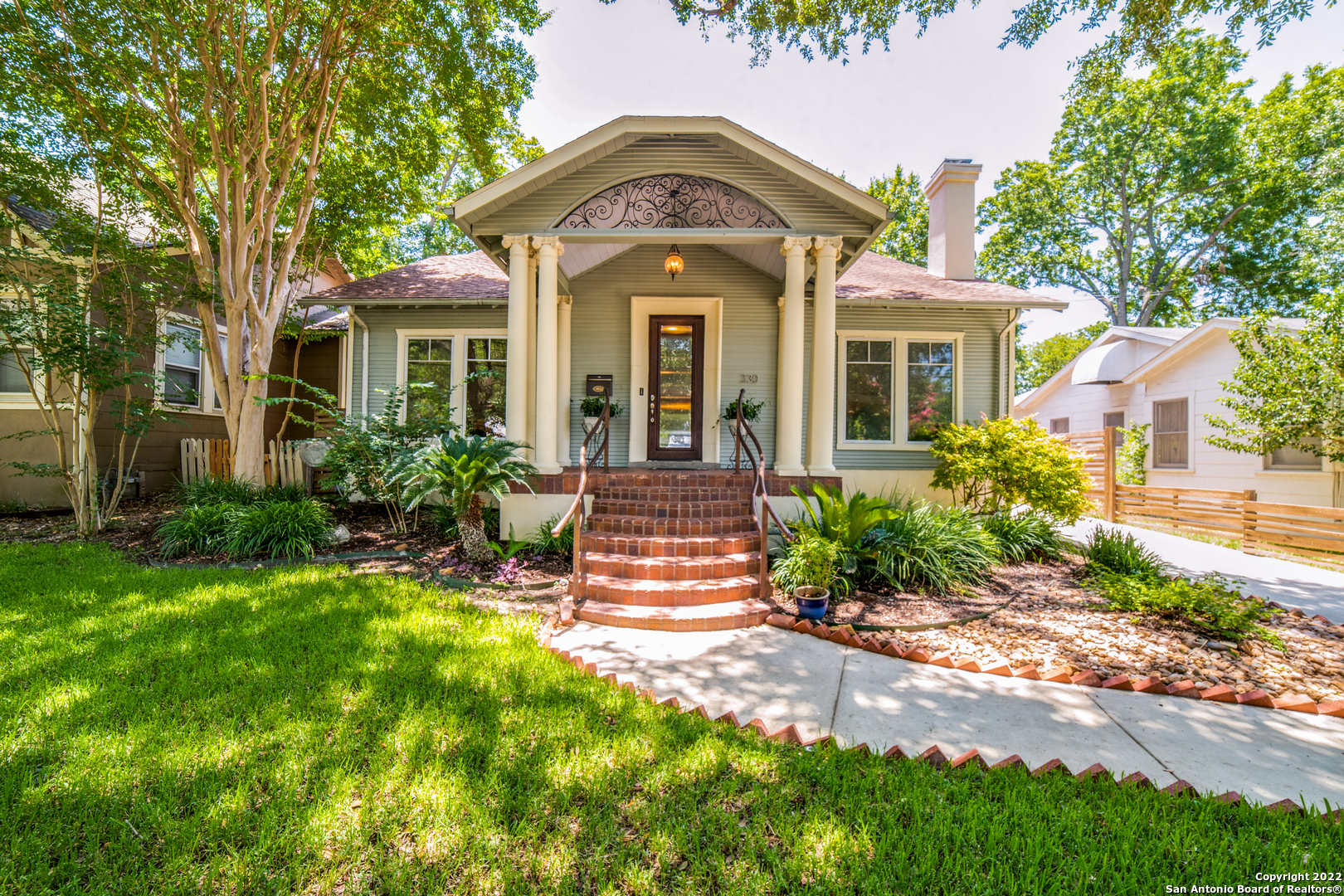 Property photo for 330 Corona Ave, San Antonio, TX