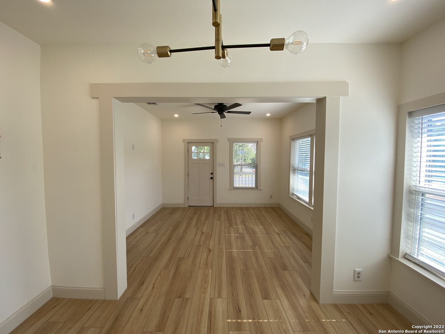 851 Texas Ave, San Antonio, TX 78201