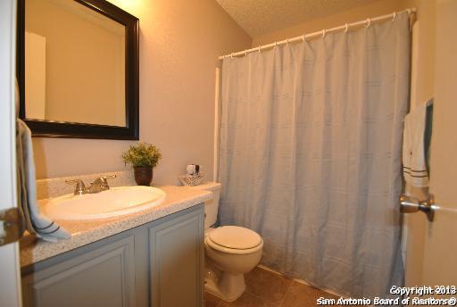 8350 longhorn ridge, Converse, TX 78109