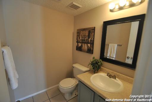 8350 longhorn ridge, Converse, TX 78109