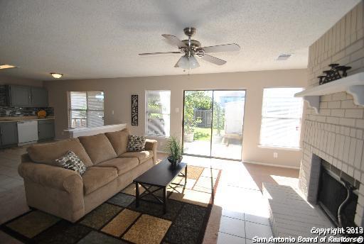 8350 longhorn ridge, Converse, TX 78109