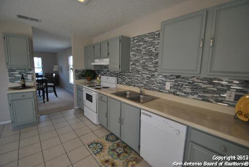 8350 longhorn ridge, Converse, TX 78109