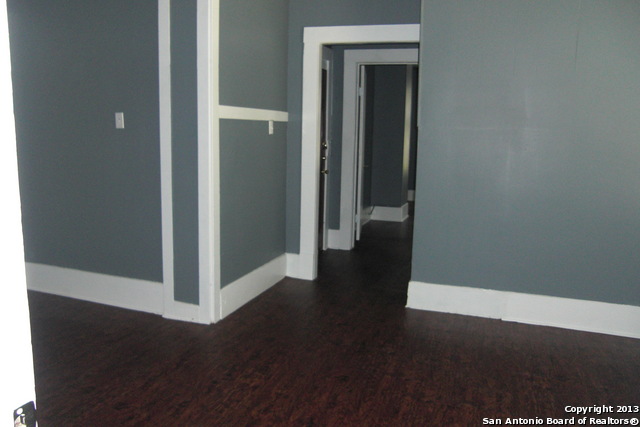 270 Post Ave, #4, San Antonio, TX 78215