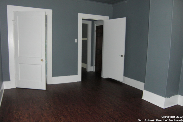 Property photo for 270 Post Ave, #4, San Antonio, TX