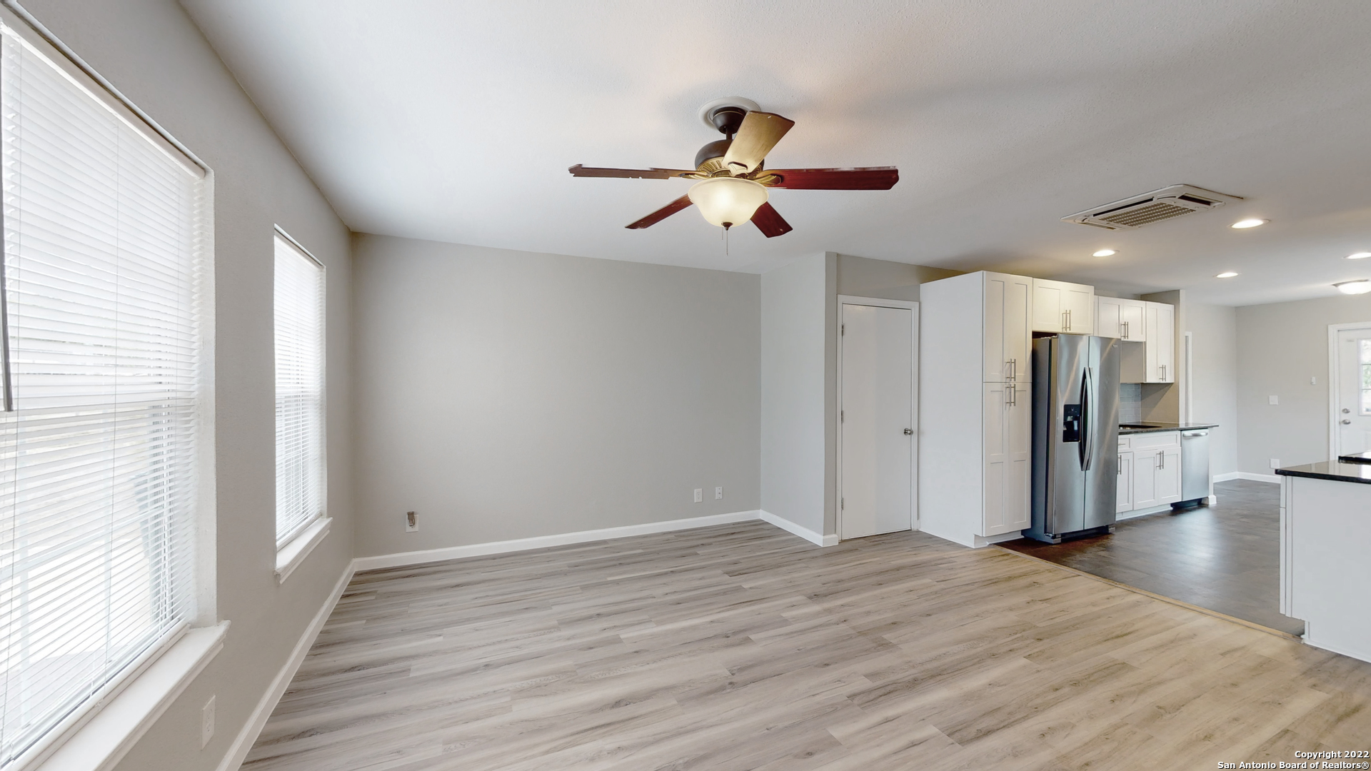 619 SUMNER DR, San Antonio, TX 78209