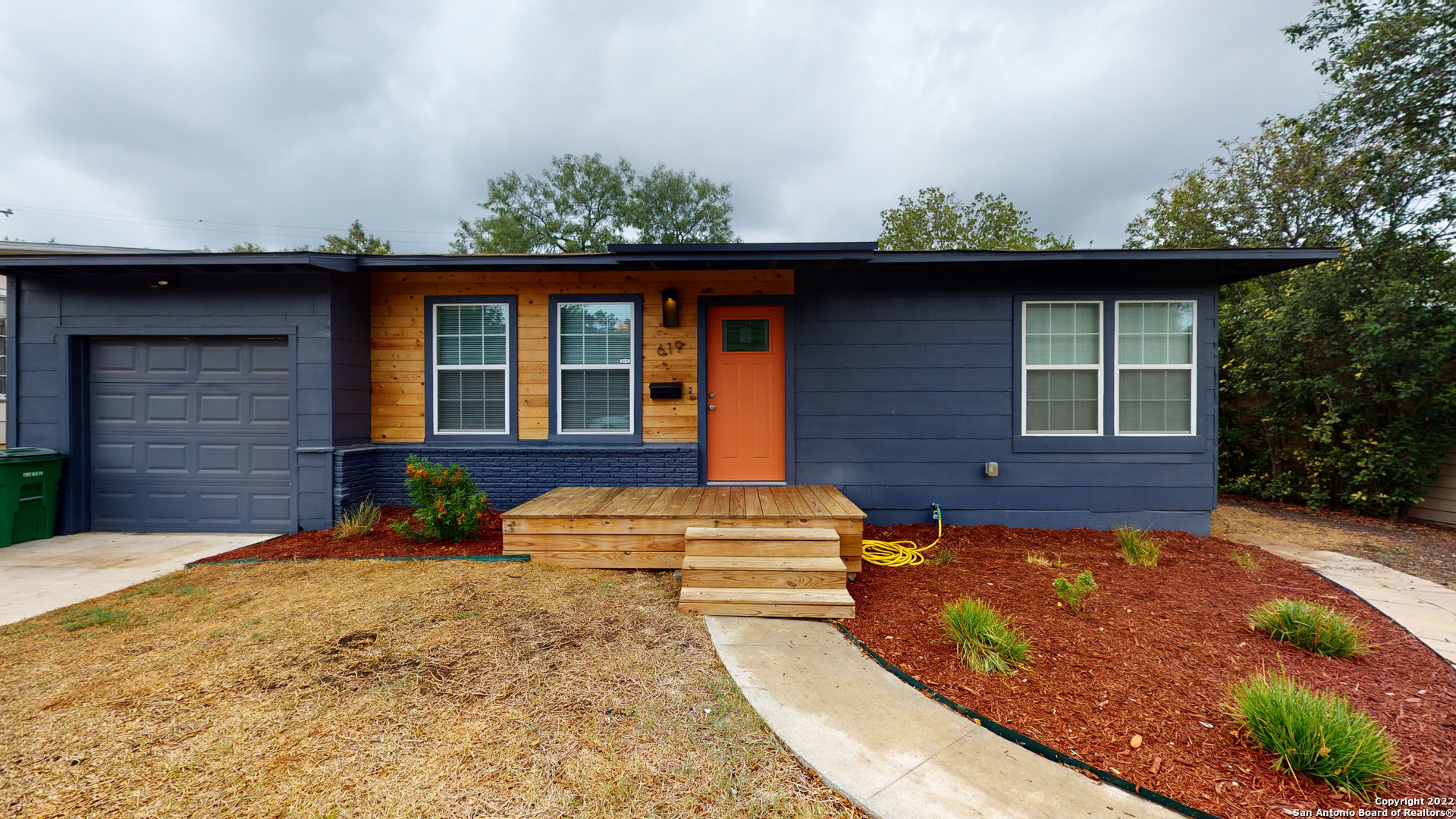 619 SUMNER DR, San Antonio, TX 78209