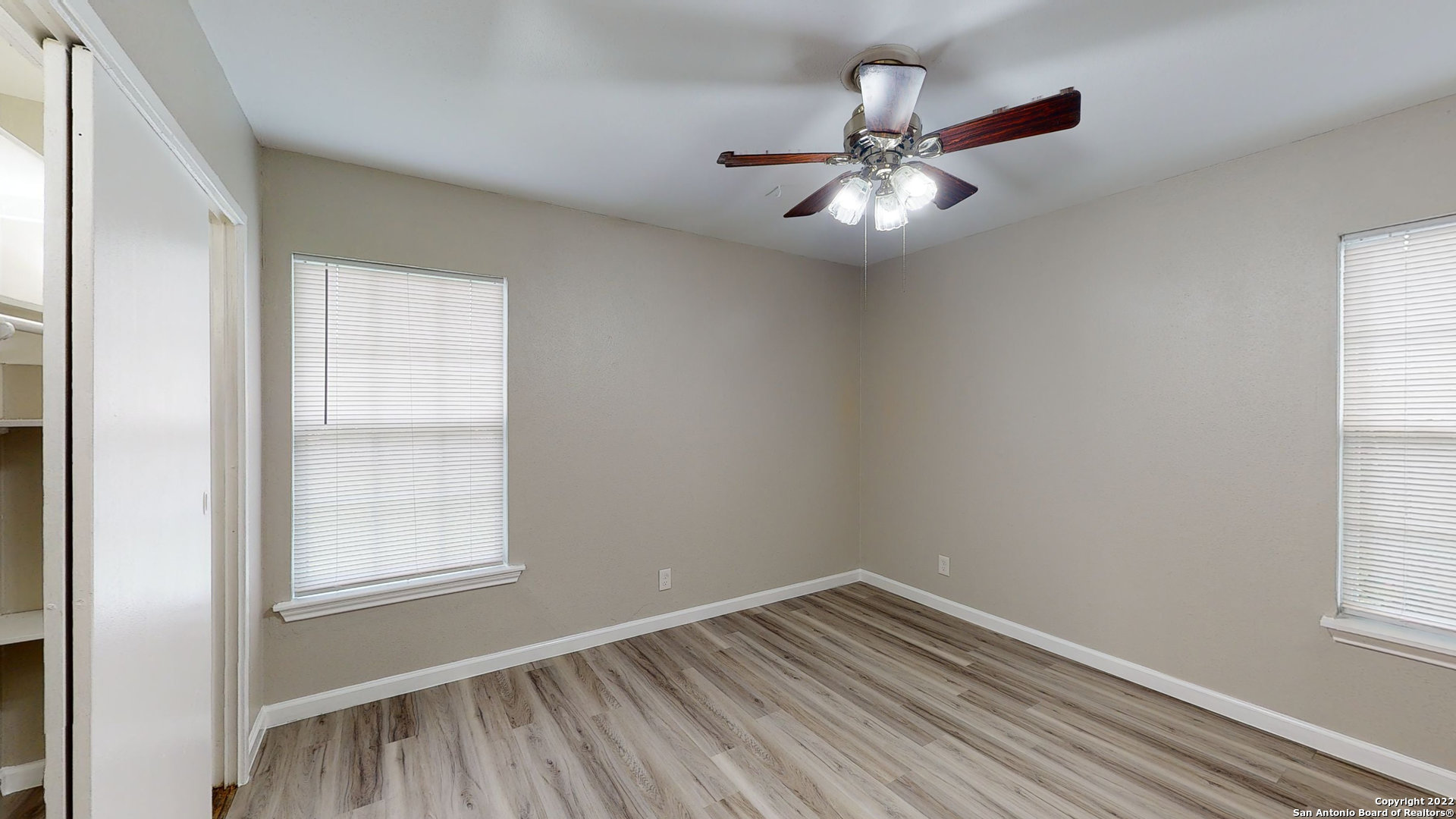 619 SUMNER DR, San Antonio, TX 78209
