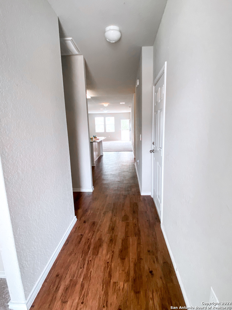 Entry/Foyer