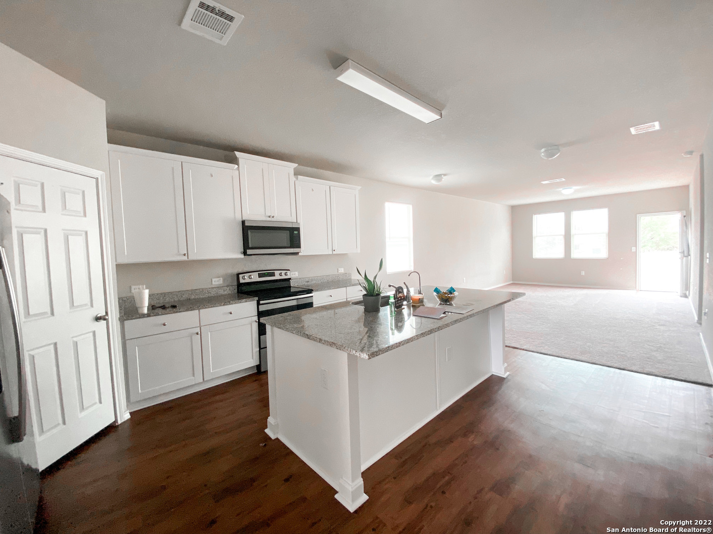 Auxiliary Kitchen