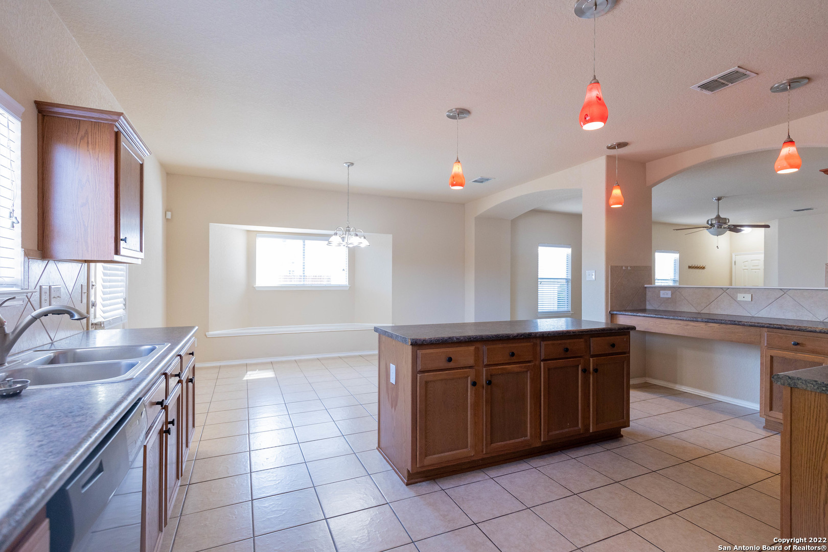 9519 Nueces Canyon, San Antonio, TX 78251