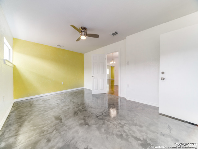 210 VENICE, San Antonio, TX 78201