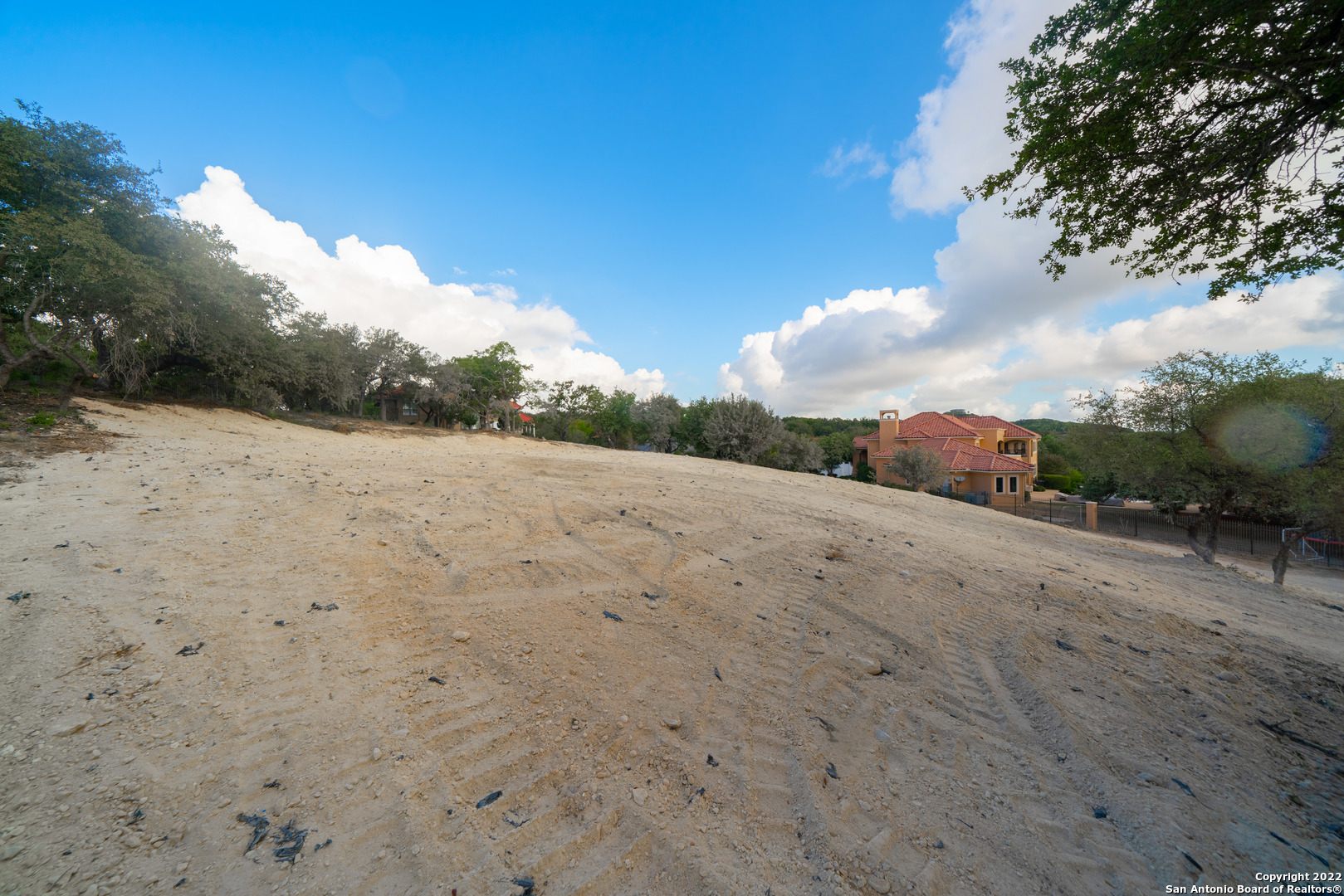 If you have additional questions regarding 1 WESTMINSTER  in San Antonio or would like to tour the property with us call 800-660-1022 and reference MLS# 1741052.