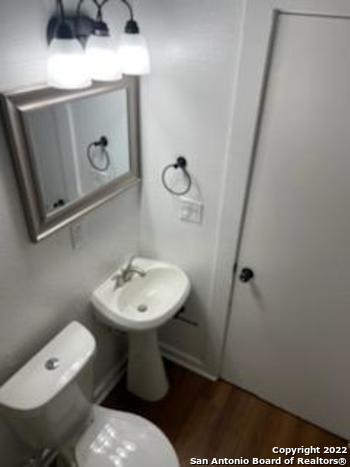 924 W KINGS HWY, #2, San Antonio, TX 78201