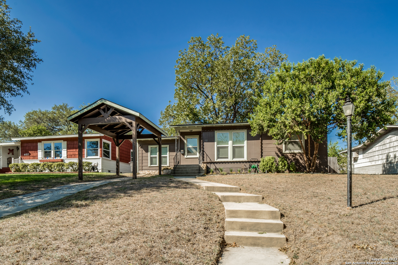 Property photo for 411 DEVONSHIRE DR, San Antonio, TX