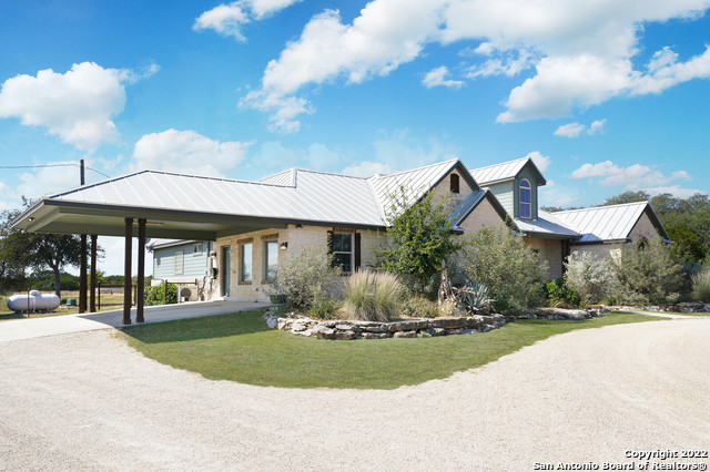 Photo of 106 River Mountain Dr in Boerne, TX