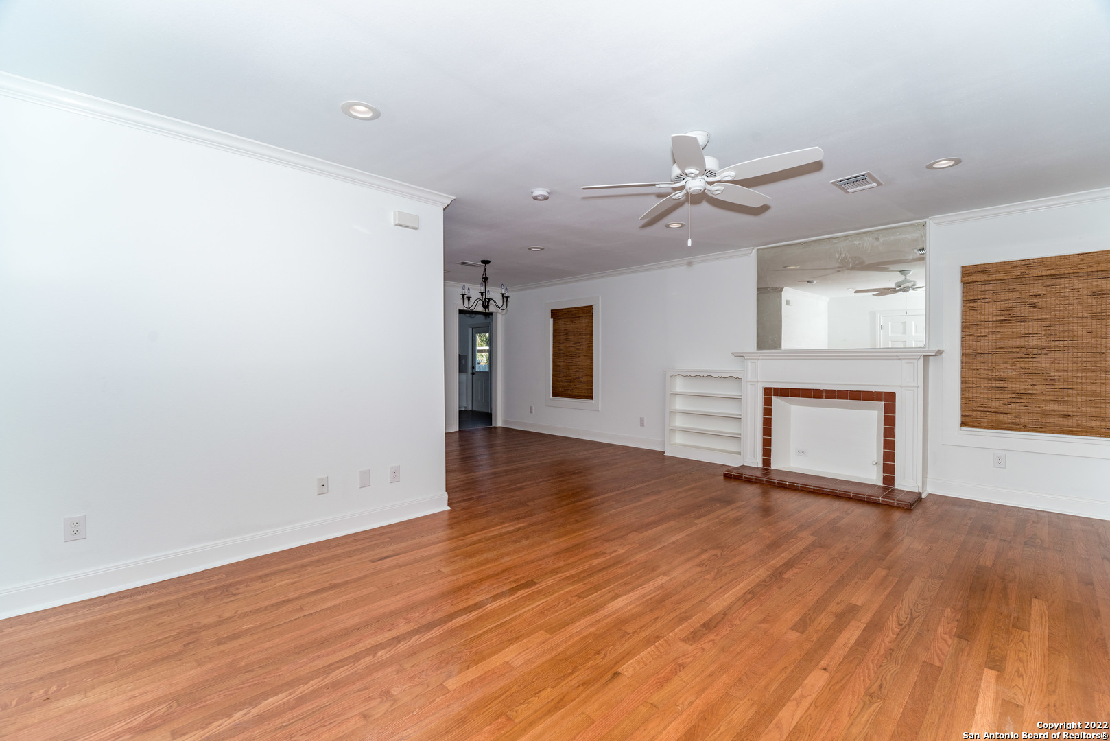 351 REDWOOD ST, Alamo Heights, TX 78209