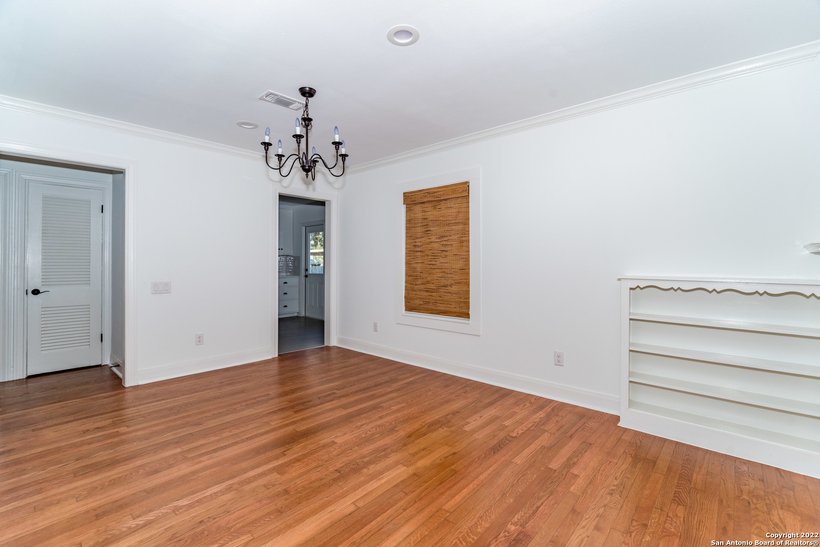351 REDWOOD ST, Alamo Heights, TX 78209
