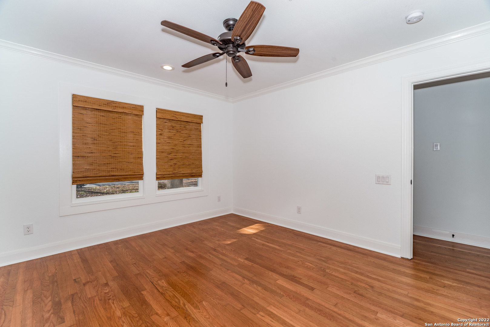 351 REDWOOD ST, Alamo Heights, TX 78209