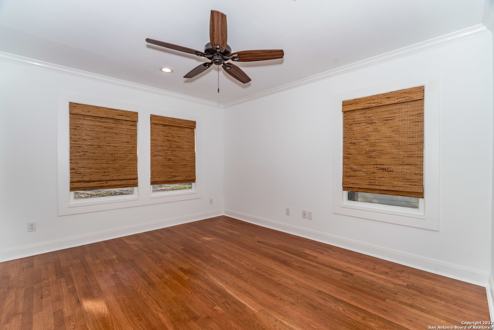 351 REDWOOD ST, Alamo Heights, TX 78209