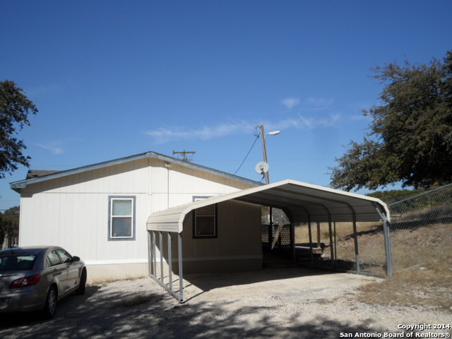 1025 WILLOW DR, Canyon Lake, TX 78133