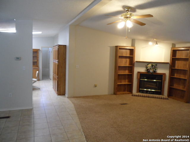 1025 WILLOW DR, Canyon Lake, TX 78133