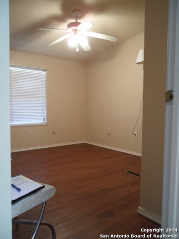 1025 WILLOW DR, Canyon Lake, TX 78133