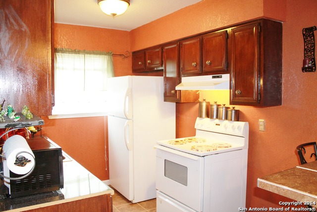 3302 Aragon Dr,San Antonio, TX 78211