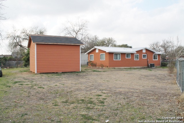 3302 Aragon Dr,San Antonio, TX 78211