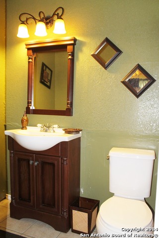 3302 Aragon Dr,San Antonio, TX 78211