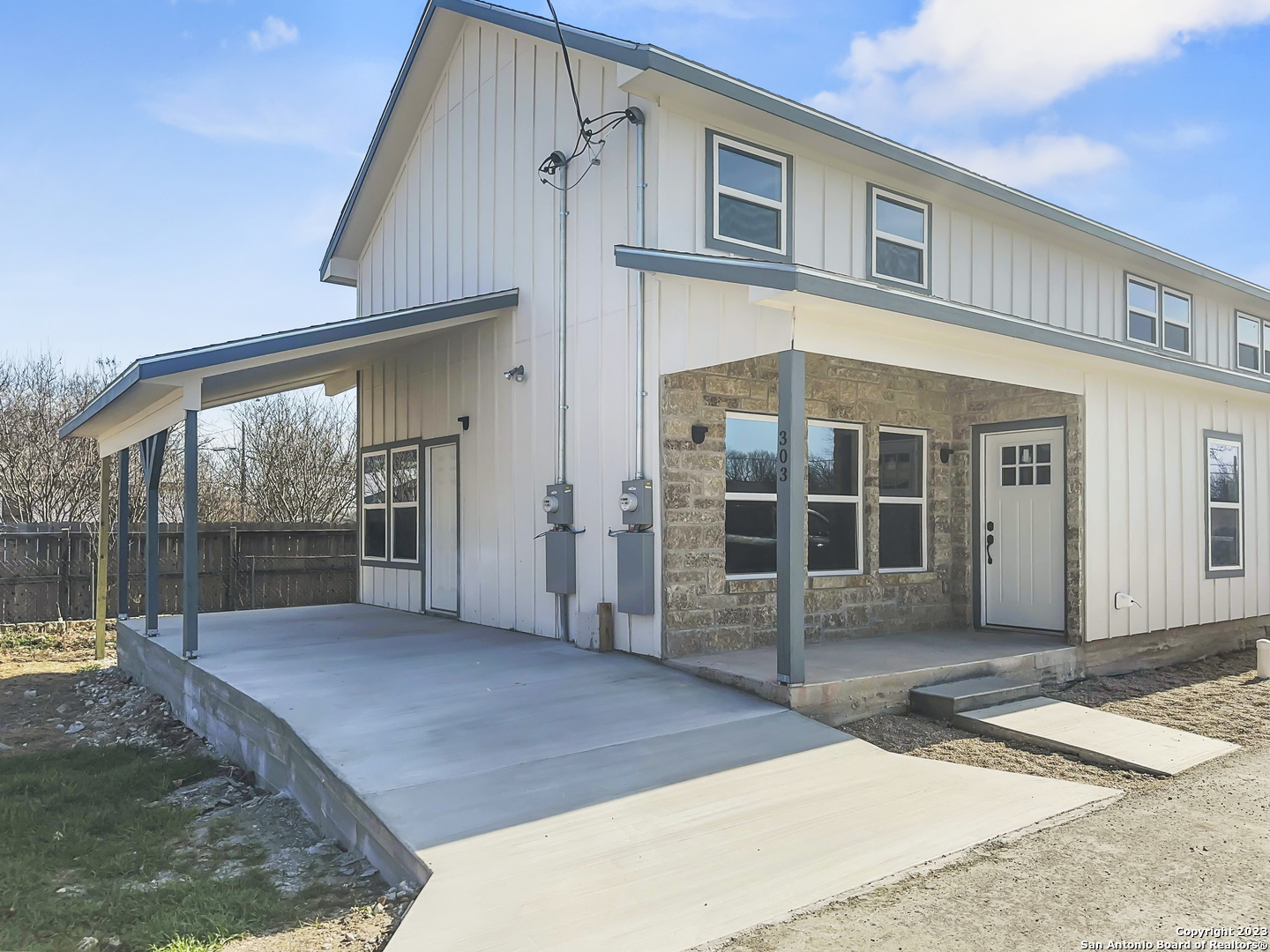 Photo of 303 Riley Wy in Kerrville, TX