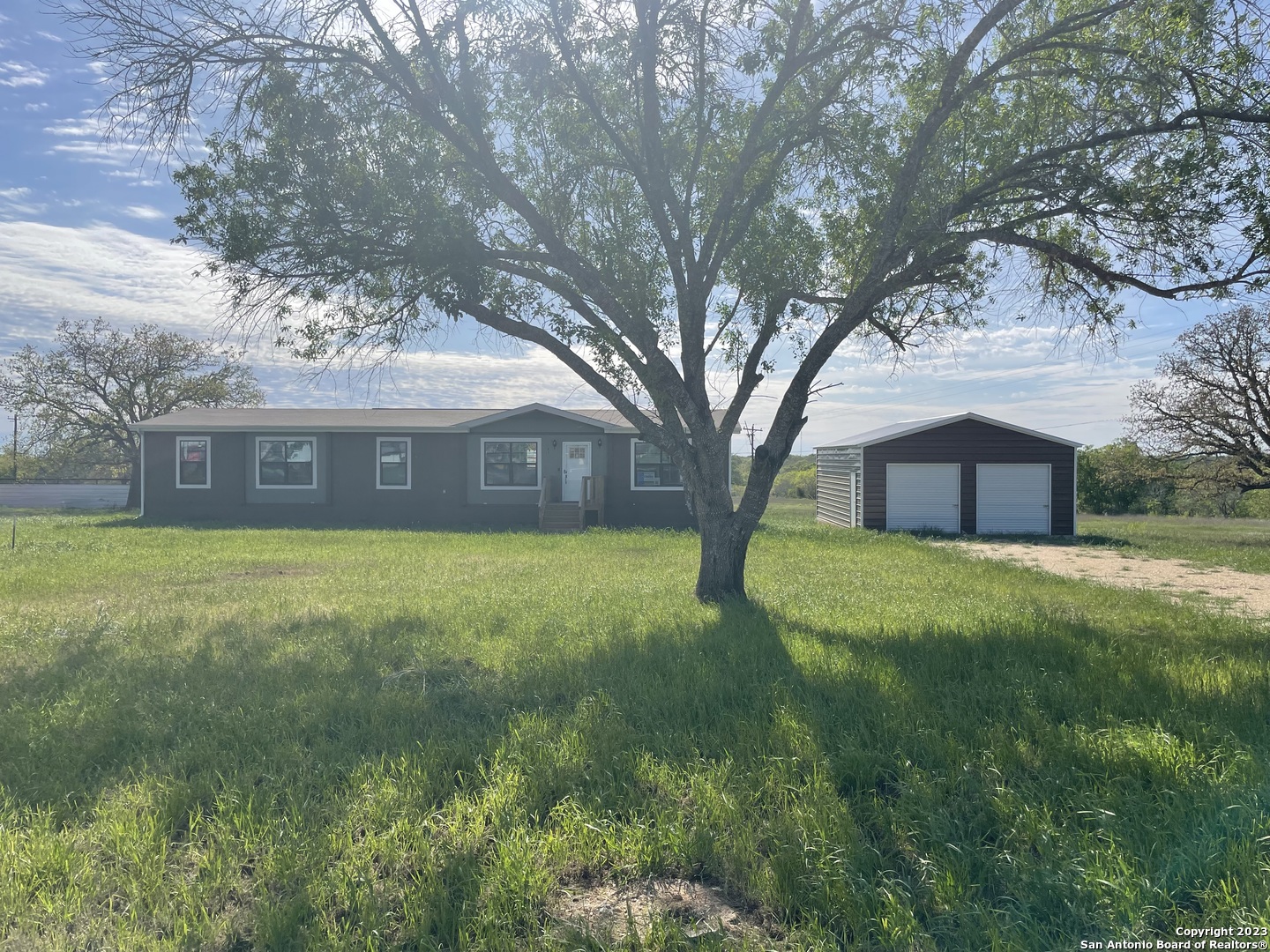 41 Private Road 3492, Gonzales, TX 