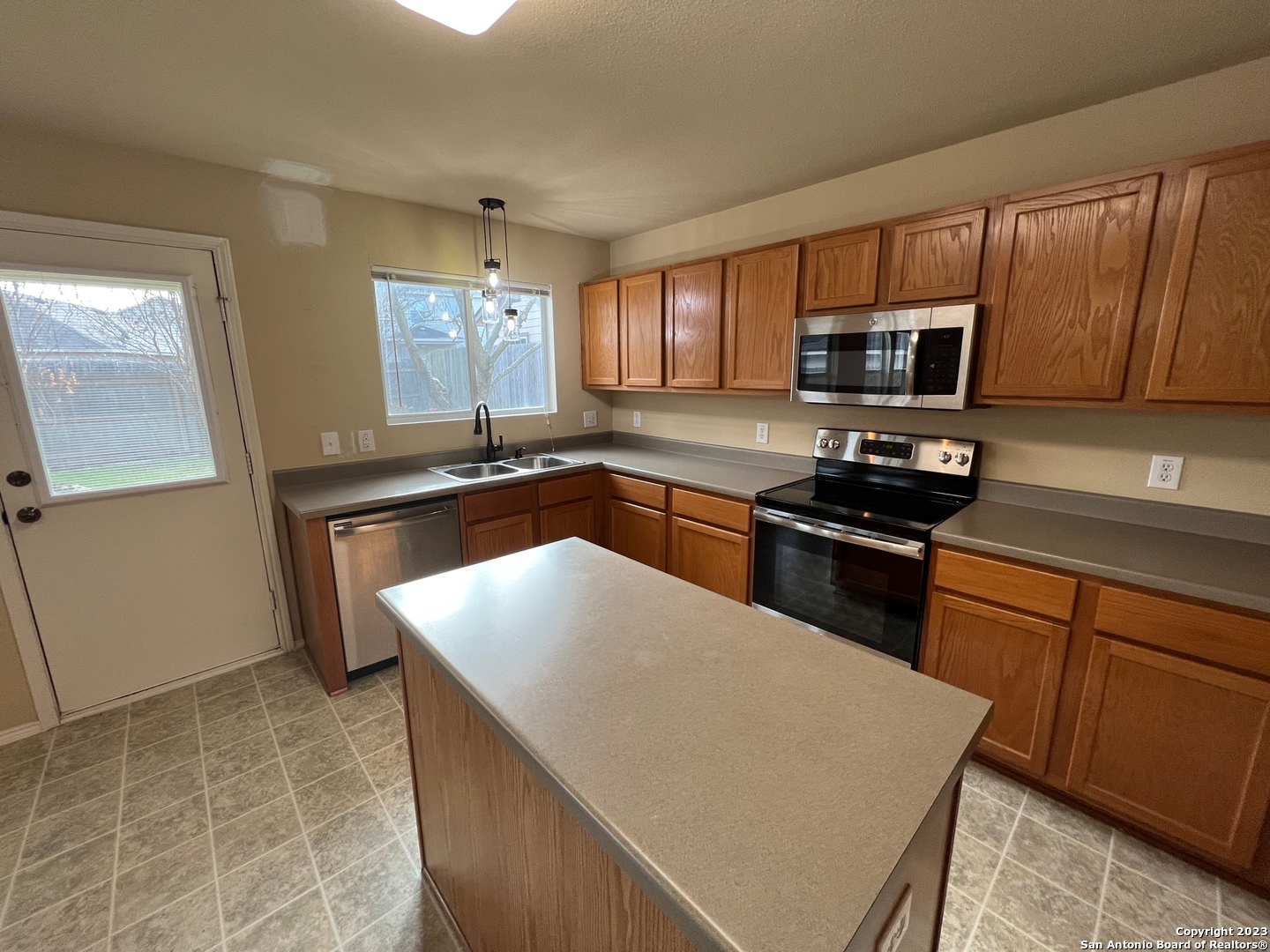 24706 CORRAL GABLES, San Antonio, TX 78261