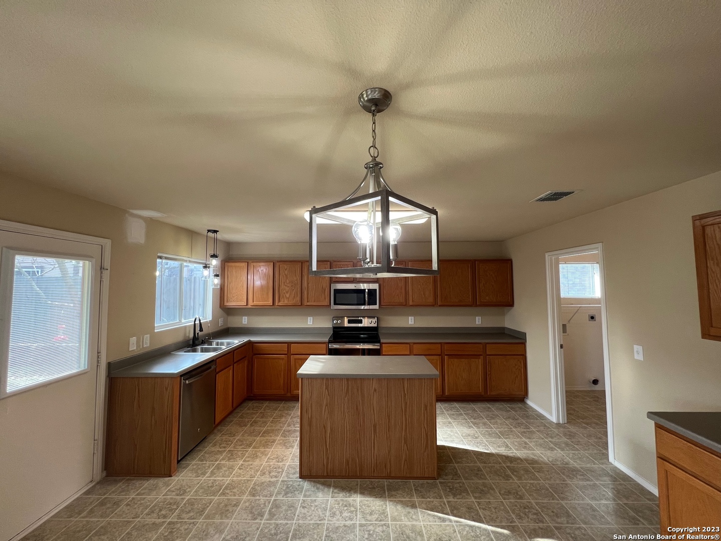 24706 CORRAL GABLES, San Antonio, TX 78261